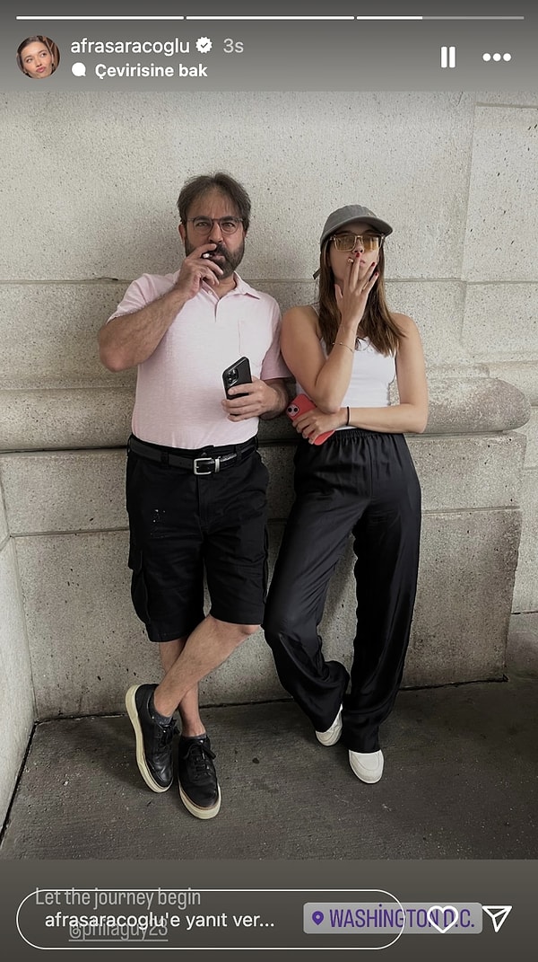 Özel hayatıyla ilgili dikkat çeken detaylardan biri de babası Uğur Saraçoğlu'yla ilişkisiydi.