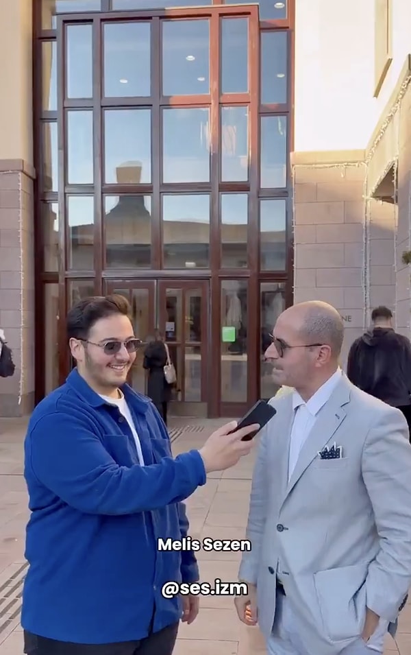 Bir öğrenci, telefonunda tam 3.200 kişi kayıtlı olduğunu söyleyerek “Melis Sezen” cevabını verdi.