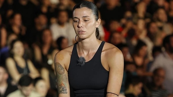 Nefise, 2023’teki performansıyla başarısını kanıtlamış yarışmadan şampiyon olarak ayrılmıştı.