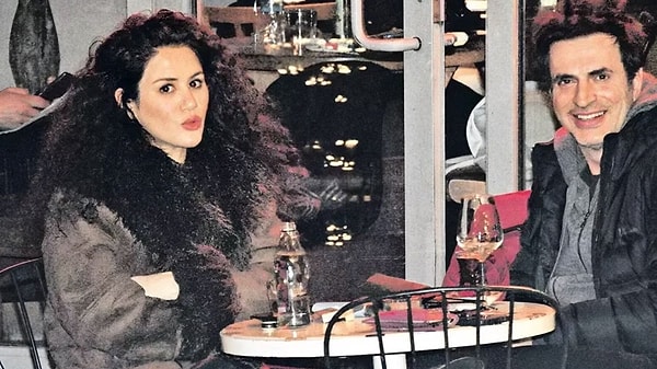 Teoman, dün gece 16 yıl önceki eski sevgilisi Ekin Türkmen'le görüntülendi.