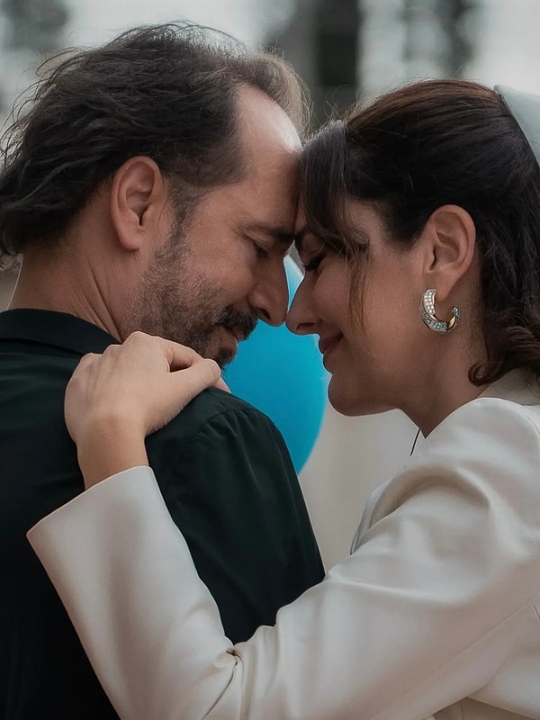 Birkaç ay önce Bergüzar Korel'in milyonları ekran başına kitleyen İlk ve Son dizisinin üçüncü sezonunun başrolü olacağını öğrenmiştik.