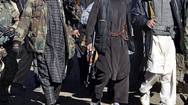Taliban’ın yeni ceza kanununda “kölelik” ifadeleri yer alıyor.