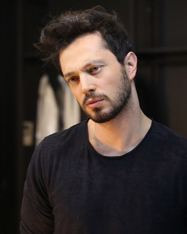 Son olarak Blok3’ün ‘Kusura Bakma’, ‘Laf’, ‘Escobar’, ‘Gelme İstemem’ gibi birçok şarkısı ve ‘Obsesif’ albümünün platformdan kaldırılması büyük ses getirmişti.