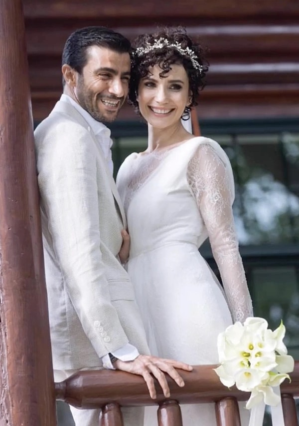 2020 yılında iş insanı Arman Bıçakçı ile dünyaevine giren başarılı oyuncu Songül Öden, özel hayatını gözlerden uzak yaşamayı tercih etse de zaman zaman yaptığı paylaşımlarla sevenlerinin kalbine dokunmayı başarıyor.