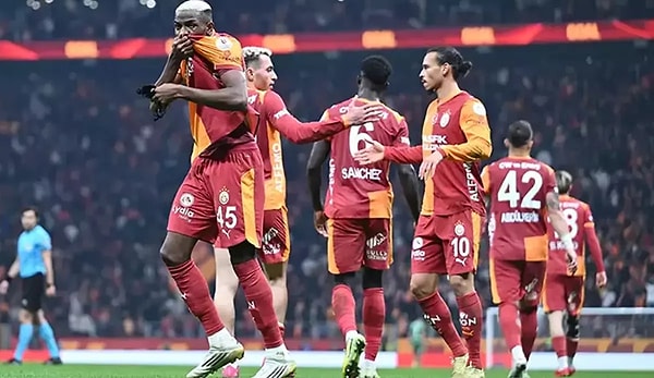 Yazıda Galatasaray'ın transfer süreçleri üzerinde duruldu.