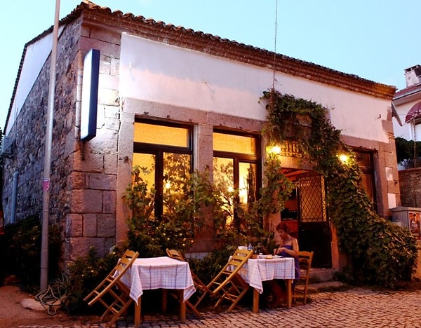 Lal Girit Mutfağı - Ayvalık, Balıkesir