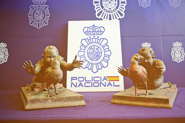 Aradan geçen zaman, bu sıradan görünen objenin aslında olağanüstü bir geçmişe sahip olduğunu gösterdi.