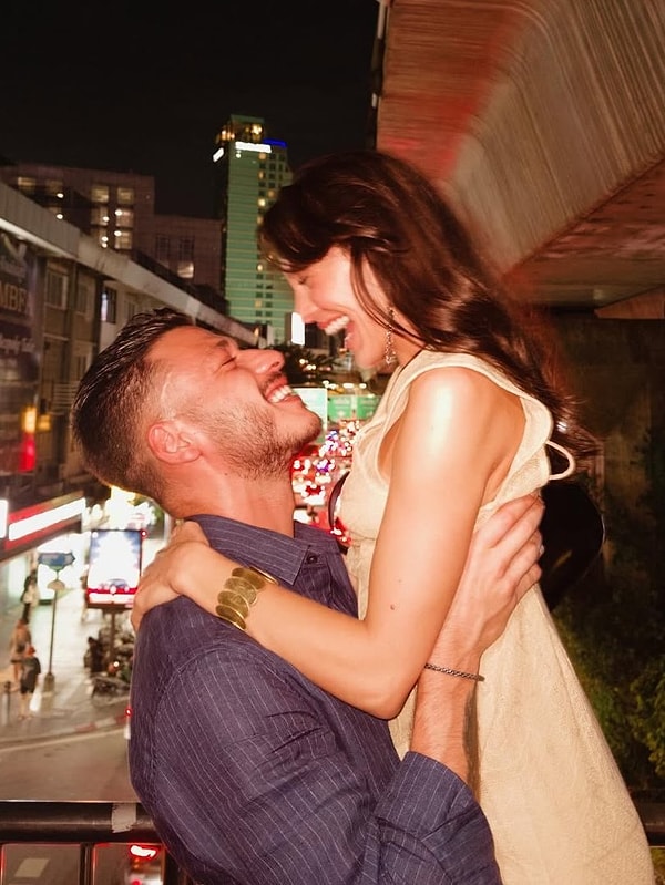 Aşklarını göz önünde yaşayan çift hakkında geçtiğimiz saatlerde ise ayrılık iddiaları konuşulmaya başladı.