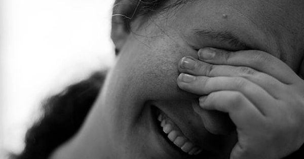 Tepki şiddeti kişiden kişiye değişiyor.