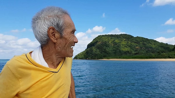 Toplumdan uzaklaşıp ıssız adada tek başına yaşamayı seçenler