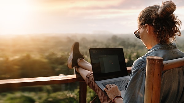 Aynı koltuk, aynı süre... Ama beyin için tablo tamamen farklı