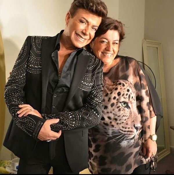 Uzun süredir yoğun bakımda uyutulan Fatih Ürek için ünlü isimlerin hastaneye ziyaretleri sürerken, kulislere düşen bir iddia magazin gündemine bomba gibi oturmuştu.