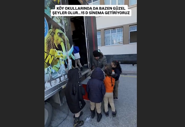 İzlemeye doyamadılar.