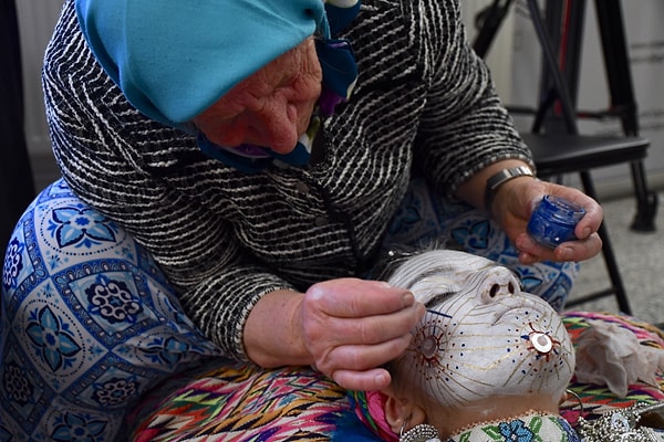 Prizren şehrine bağlı Şar Dağları’ndaki köylerde asırlık Balkan geleneği sürdürülmeye devam ediliyor.