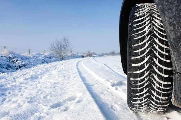 Perceive Winter Tires Not as a "Legal Obligation," but as a Safety Equipment
