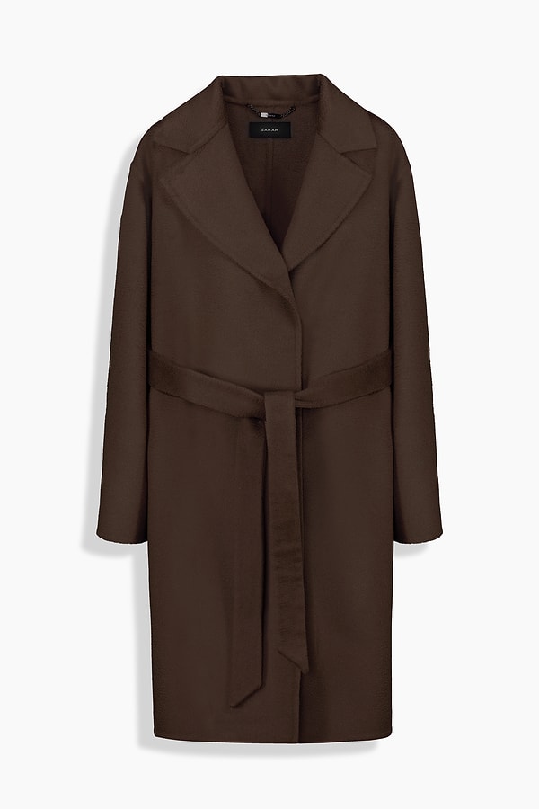 Aşkının sıcaklığını ona bir palto alarak taçlandırabilirsin!