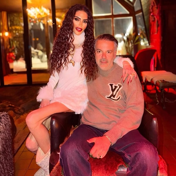 Günde yalnızca 1 öğün yediğini söyleyen Süreyya Yalçın'ın son paylaştığı pozlar yine tüm gözlerin üzerine çevrilmesine sebep oldu.