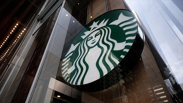 Starbucks menüsünden 13 içeceği çıkardı.