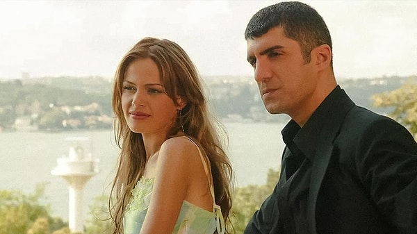 Haziran Gecesi'ni hatırlarsınız... 2004 yılına damgasını vuran oldukça güçlü bir diziydi.