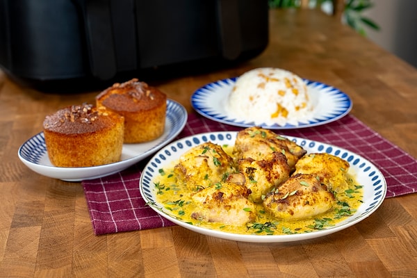 Köri Soslu Tavuk, Nohutlu Pilav ve İrmik Kek Nasıl Yapılır?