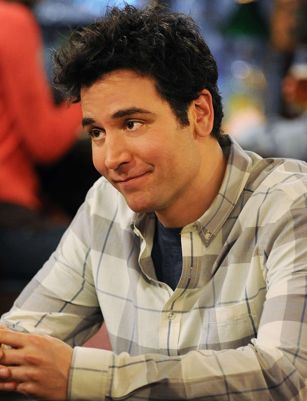 How I Met Your Mother dizisinde “Ted Mosby” karakteriyle hafızalara kazınan Josh Radnor, bu kez kariyeriyle değil, özel hayatındaki mutlu haberle gündemde.