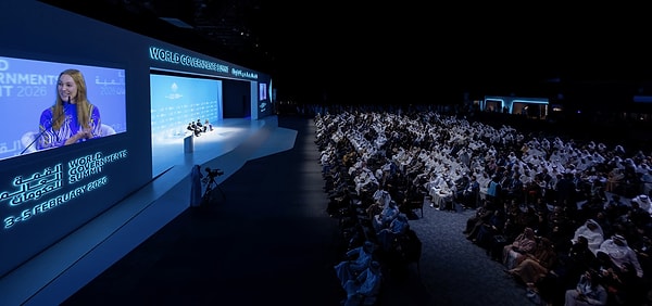 Meryem Uzerli, yalnızca oyunculuğuyla değil; kadınların güçlendirilmesi, çocukların korunması, öz değer ve bağımsızlık konularındaki duruşuyla da uluslararası alanda öne çıkıyor.