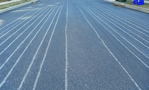 Uzmanlara göre anti-icing yöntemi uzun vadede daha ekonomik kabul ediliyor