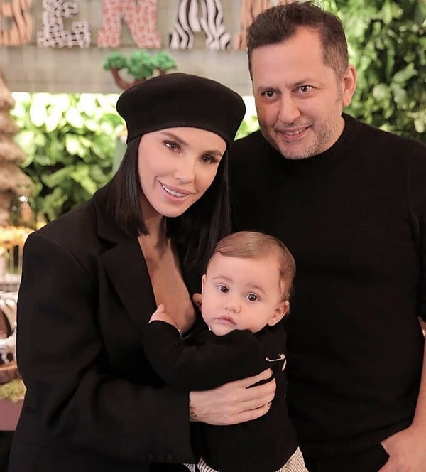 Gülşen ile ünlü aranjör Ozan Çolakoğlu’nun yolları müzik sayesinde kesişmiş, İkili, 2000’li yılların başında stüdyo ortamında tanışmıştı.