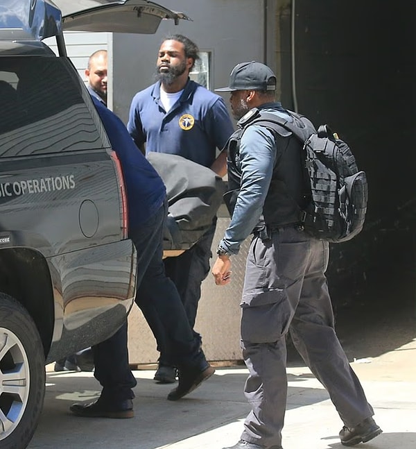 2019 yılının en çok konuşulan olaylarından biri olan Jeffrey Epstein’ın ölümüyle ilgili yıllar sonra şaşırtıcı bir güvenlik olayı gün yüzüne çıktı.