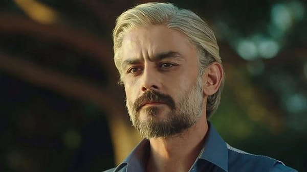 Oyunculuğuyla birçok projede iz bırakan Kanbolat Görkem Arslan’dan gelen ani vefat haberi, sanat camiasını ve sevenlerini yasa boğdu.