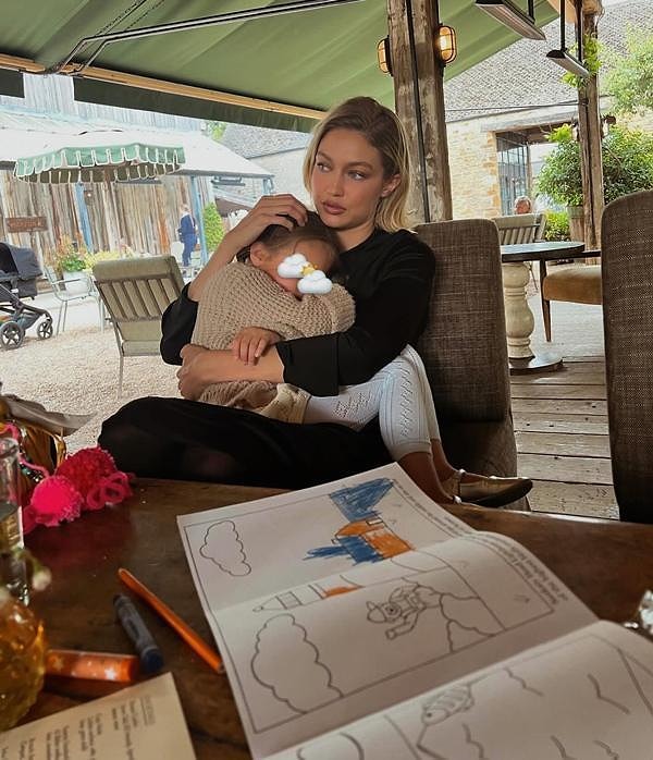 Programda Gigi Hadid’le olan ilişkisine de değinen Malik’in şu sözleri ise sosyal medyada fitili ateşledi: