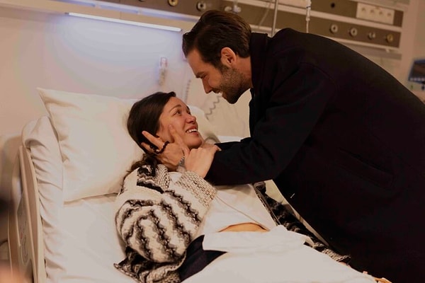 Final yapan diziler arasına Star TV'nin sevilen işlerinden Sahipsizler de dahil oldu.