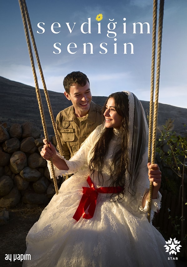 İstanbullu Erkan’ın (Aytaç Şaşmaz) askerlik görevi sırasında, acımasız ağabeylerinin elinden evlenerek kurtardığı köylü kızı Dicle (Helin Kandemir) ile İstanbul’a uzanan hikayesini konu alan Sevdiğim Sensin sonunda başlıyor!