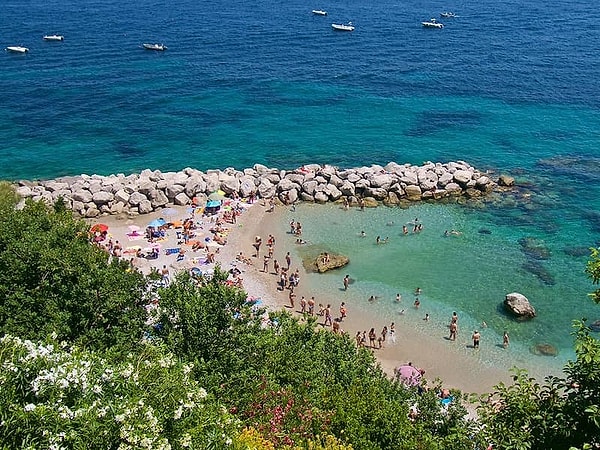 Liman trafiği de kontrol altına alınıyor.