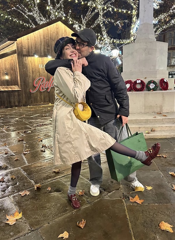 Etkinlikte hem kendi projelerinden hem de Demirkol’la olan ilişkilerinden bahseden Kırca, oldukça samimi açıklamalar yaptı.