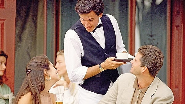 Bu belirsizliği gidermek isteyen araştırmacılar, gerçek hayata daha yakın bir deney tasarladı.