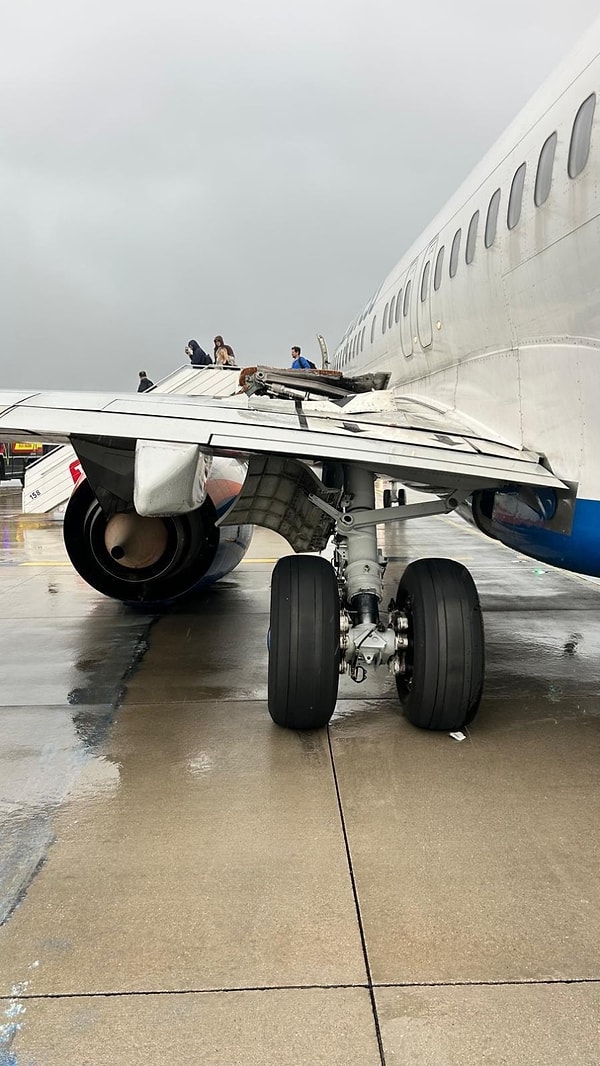 Antalya’da uçağın tekeri koptu, kanadı delindi!