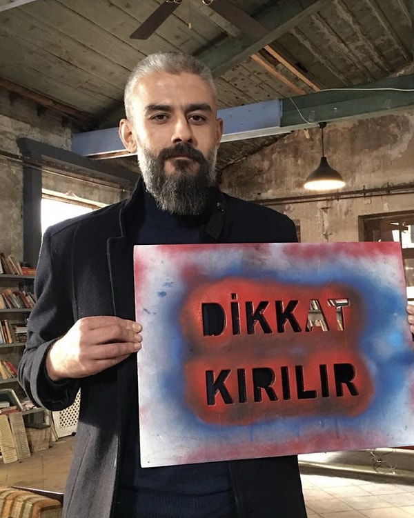 Sevilen oyuncu Kanbolat Görkem Arslan kalp krizi geçirerek vefat etti.