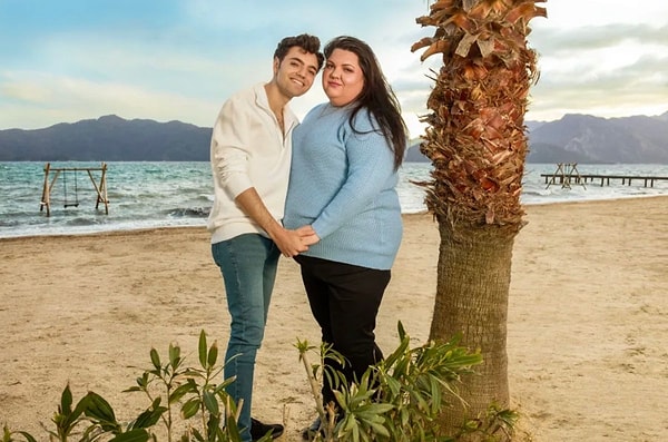 İlişkinin ilerleyen sürecinde Sam, Ali’nin Marmaris’te “çapkın” olarak anıldığını öğreniyor.