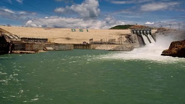 Türkiye’nin birçok kentinde olduğu gibi Diyarbakır’da da kuraklık tehlikesi yaşanmıştı.