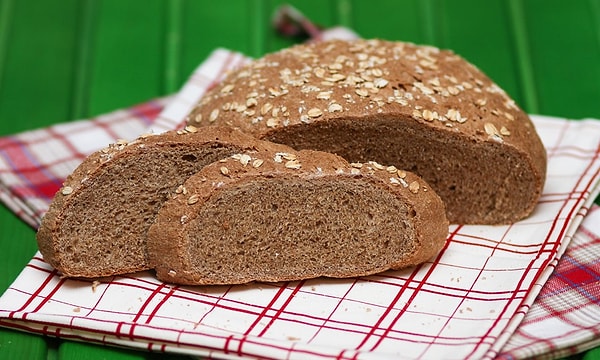 Türkiye’nin beslenme alışkanlıklarını kökten değiştirecek olan "Tam Buğday Ekmeği Yaygınlaştırma Kampanyası", sofralardaki ekmeğin kalitesini ve sağlığını artırmayı hedefliyor.