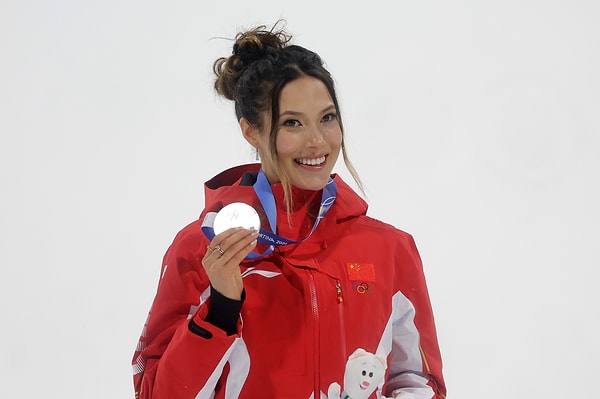 22 yaşında olmasına rağmen dünyanın en çok kazanan kadın sporcularından biri.