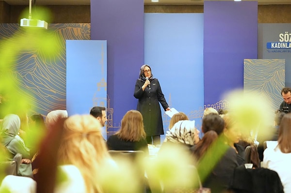 AK Parti İstanbul İl Kadın Kolları Başkanlığı tarafından "Söz Kadınlarda" programı düzenlendi.