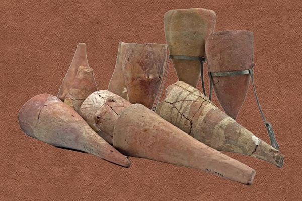 Arkeologlar, Orta Doğu’da Bakır Çağı’na ait ve uzun süredir ne işe yaradıkları tartışılan koni biçimli seramik kapların gizemini çözdü.