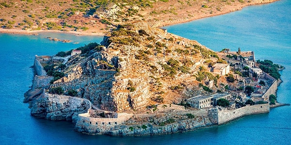 Spinalonga Adası, Yunanistan: Gözyaşlarından direnişe uzanan hikaye