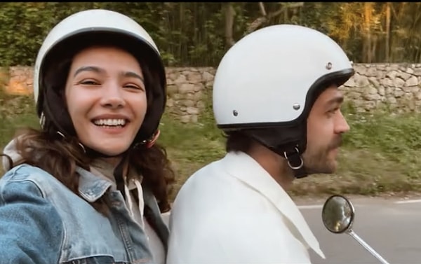 Aybüke Pusat, son yıllarda yer aldığı projelerle kariyerinde istikrarlı bir yükseliş yakalayan isimlerden biri.