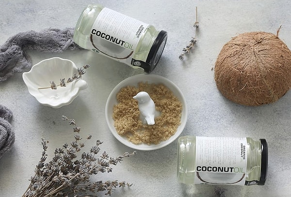 Diş beyazlatmadan bakıma çok yönlü mucize: Avofarm Organik Hindistan Cevizi Yağı