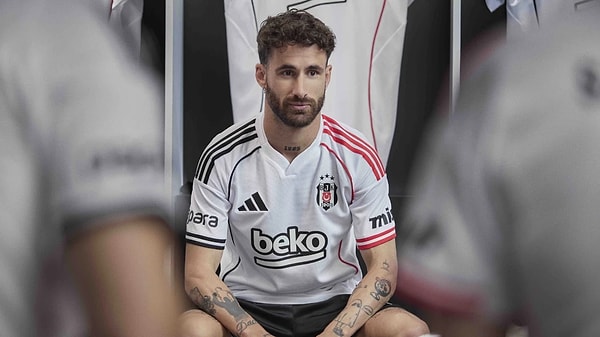 Transfer süreci de tekrar gündeme geldi.