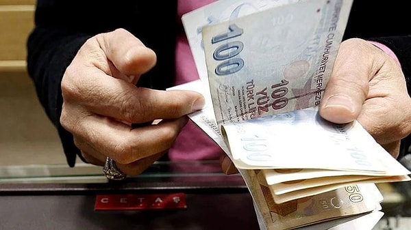 Bayram ikramiyesiyle ilgili teklif meclise sunuldu.