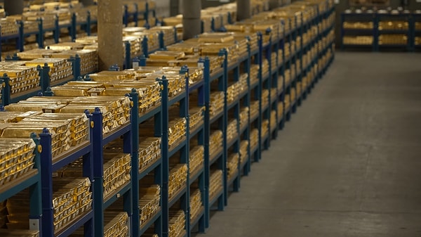 İngiltere Merkez Bankası’nın Londra’da bulunan ve yüzde 40’ı yerin altında olan kasaları görüntülendi.